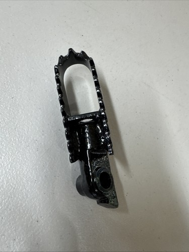 New oem kawasaki left footpeg - kawasaki,