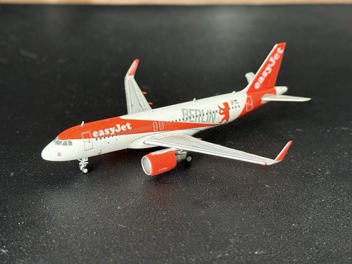 Wings easyjet a320 izo - jc,