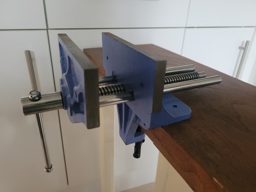 Heavy duty bench mounted - heavy, bench-mounted