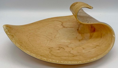 Handmade art glass leaf bowl - leaf, /
