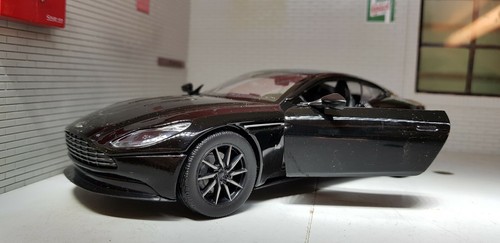 Aston martin bond - martin, black