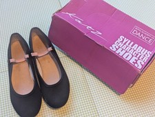 Katz Dancewear Syllabus Character Low Heel Shoes Size 4