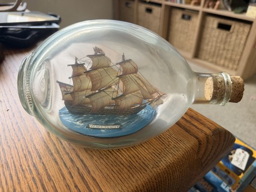 Hms victory ship - hms, bottle