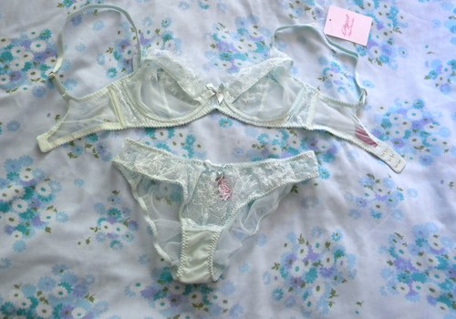 Bnwt agent provocateur - bnwt,