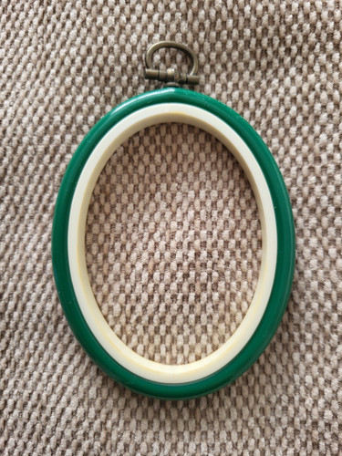 Oval flexi hoop for embroidery - oval,