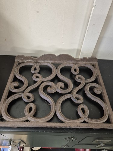 Trivet cast iron vintage pot - cast,