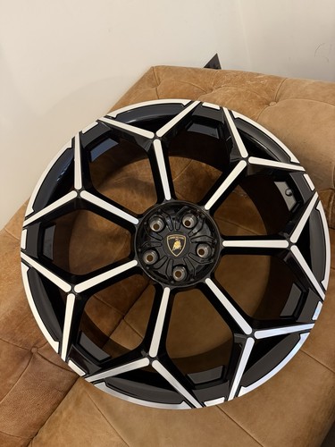 Genuine lamborghini urus - genuine,