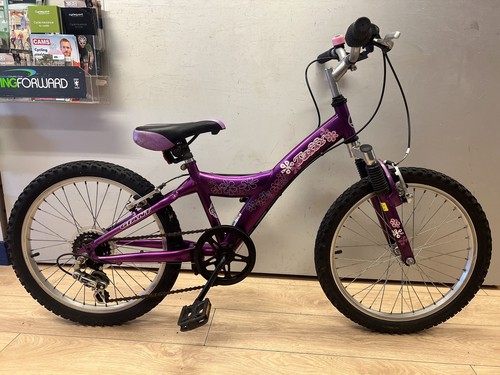 Used giant taffy wheel 11 - giant, 11"