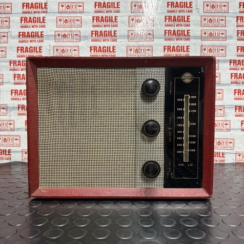 Vintage berec transistor radio - vintage,