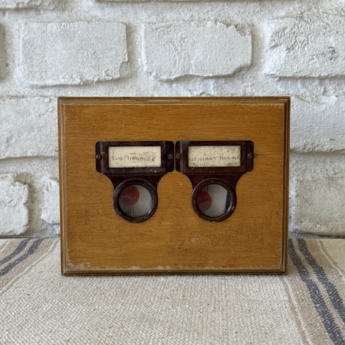 Vintage shop indicator servant - indicator,
