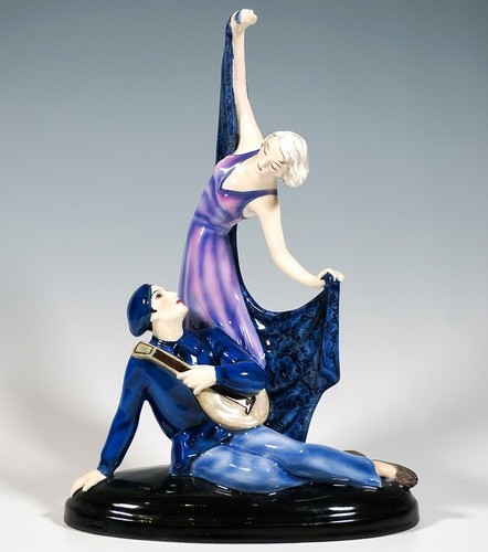 Goldscheider figure poising - figure,