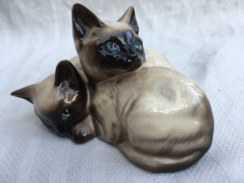 Beswick siamese kittens - kittens,