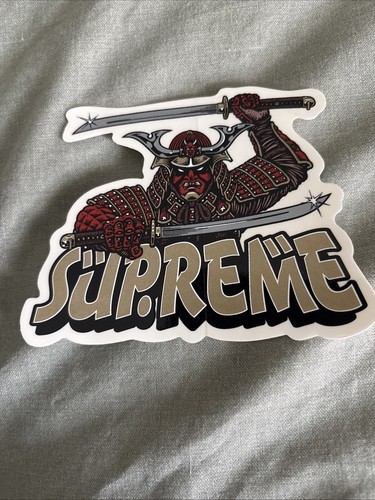 New2023 supreme rare - rare, box