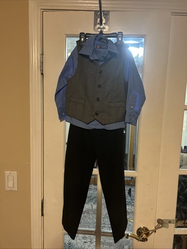 Children 3 piece suit - 4/5,