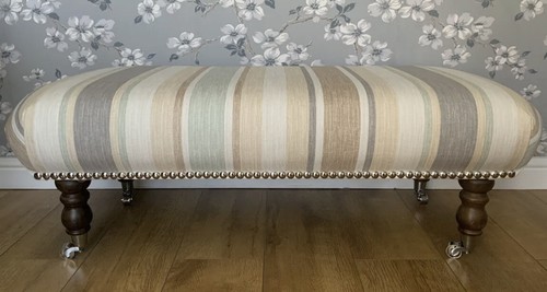 New footstool laura - a,