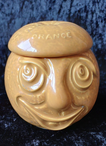 Sylvac orange face - "orange", pot