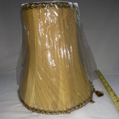 Pleated yellow gold fabric - pleated, yellow/gold