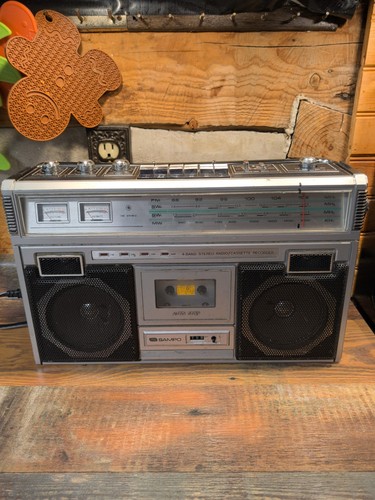 Sampo 407 boombox band - sampo,