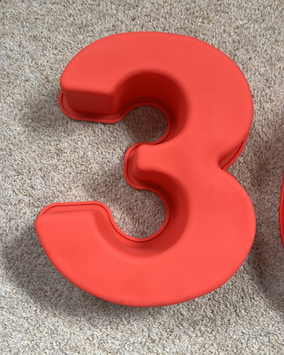 Large silicone number shape - large, 3