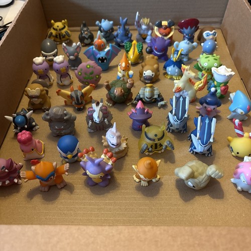 X48 pokemon bandai figures - pokemon,