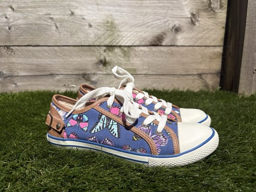 Mantaray size canvas shoes - 6,