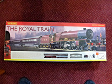 HORNBY R51057 THE ROYAL TRAIN