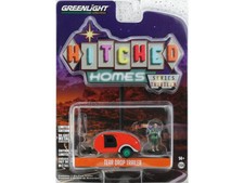 TEAR Drop trailer + Figure -  - CHASE CAR - Greenlight 1:64
