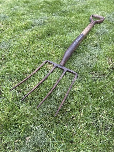 Vintage branded garden fork - branded,