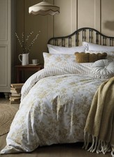 Laura Ashley WALLED GARDEN