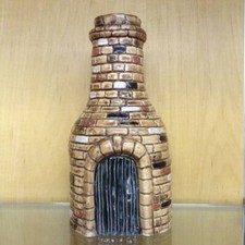 BOTTLE KILN BY BURSLEM POTTERY