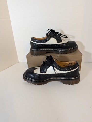 Marten black and - dr., white