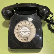 Working Old Style Telephone 