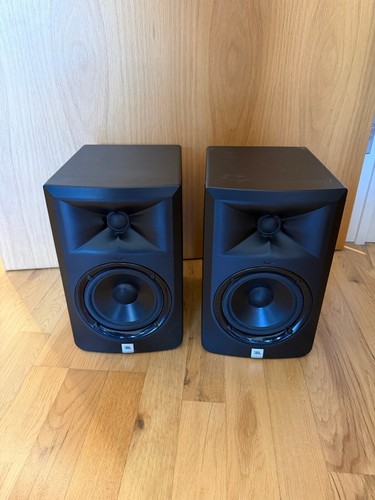 Jbl lsr305 active wired - active,