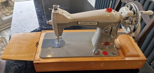 Vintage seamstress deluxe - vintage,