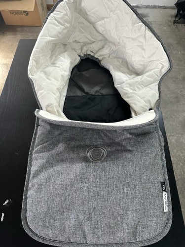 Bugaboo fox carrycot - bugaboo, fabrics