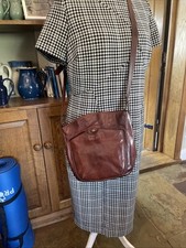 the bridge leather bag women