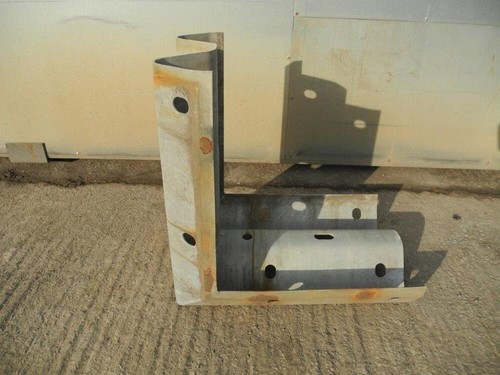 Deg crash barrier - barrier, corners