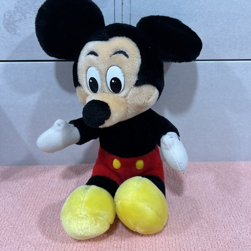 Disneyland mickey mouse - mickey,