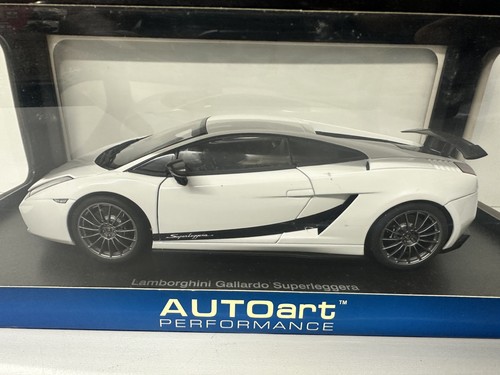 Lamborghini gallardo - 1:18,