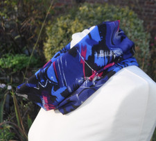 Cowl/snood in Liberty Varuna Wool black blue fuchsia pink bold abstract