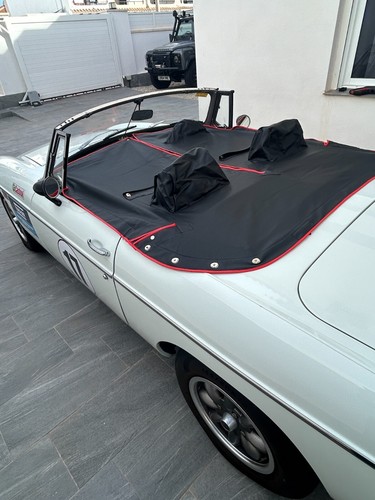 Mgb roadster full 3 in - ,,