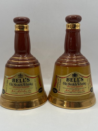 Pair bell whisky - of,