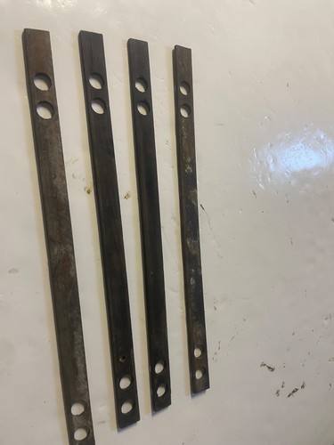 Mgb under seat - under, spacers