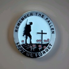 Red Poppie Flower Pin Veteran Lest We Forget Badge Lapel Metal Enamel GB UK