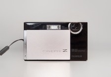 FUJIFILM FinePix Z100fd Tuxedo Black 8.0 MP Digital Camera