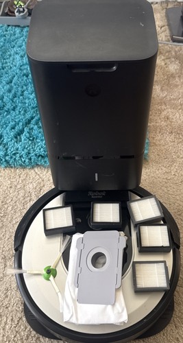 Irobot roomba vacuum - i7+,