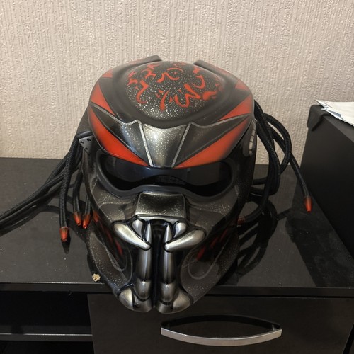 Bobber predator helmet - predator,