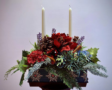 Luxury Christmas Candle Centerpiece - Amaryllis, Pinecones & Festive Botanicals