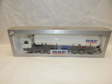 TEKNO DAF 95 WITH TRI AXLE