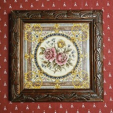 Vintage Floral Rose Pattern